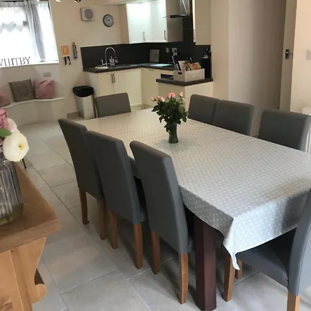 Rovers' Retreat George Street בית נופש *