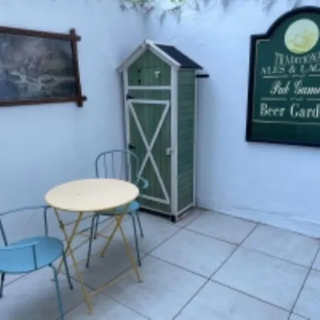 Rovers' Retreat George Street Casa vacanze *